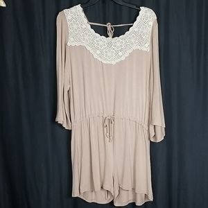 Women's Large Tan POL Vintage Inspired Romper